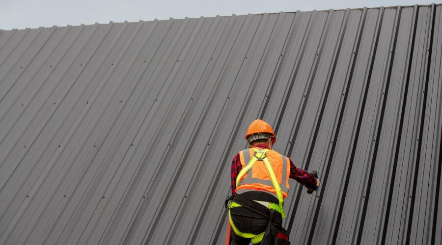 Professional metal roof installation services in Goldsboro, TX